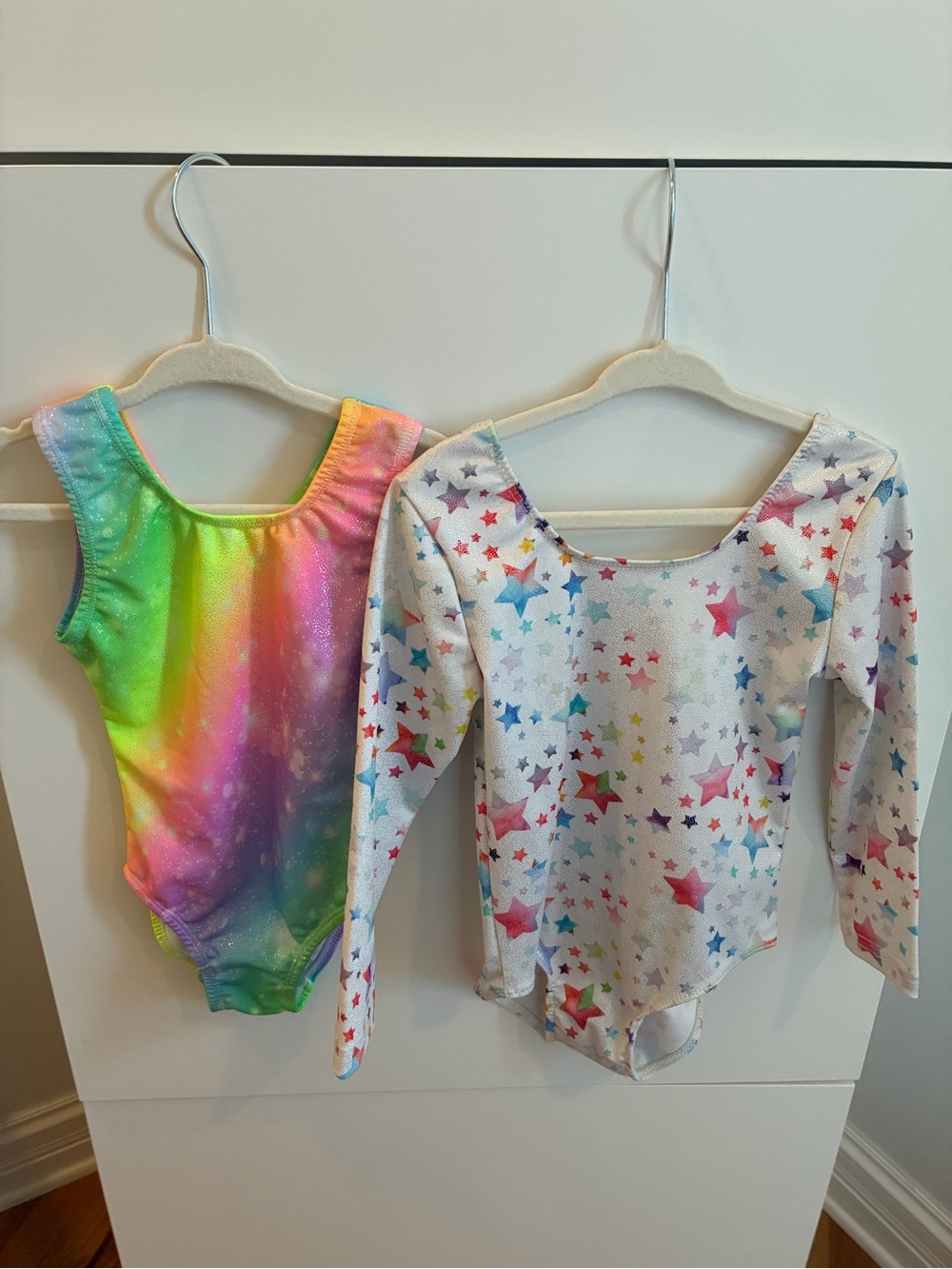 Set of 2 Kids Leotards - Rainbow & Star Print - Long Sleeve,Sleeveless- 110 (4T)
